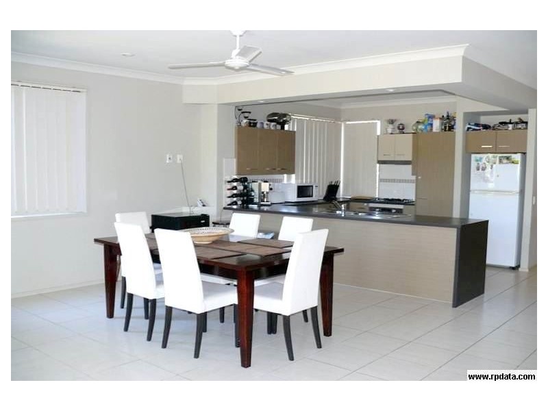 5 Cobb and Co, Oxenford QLD 4210