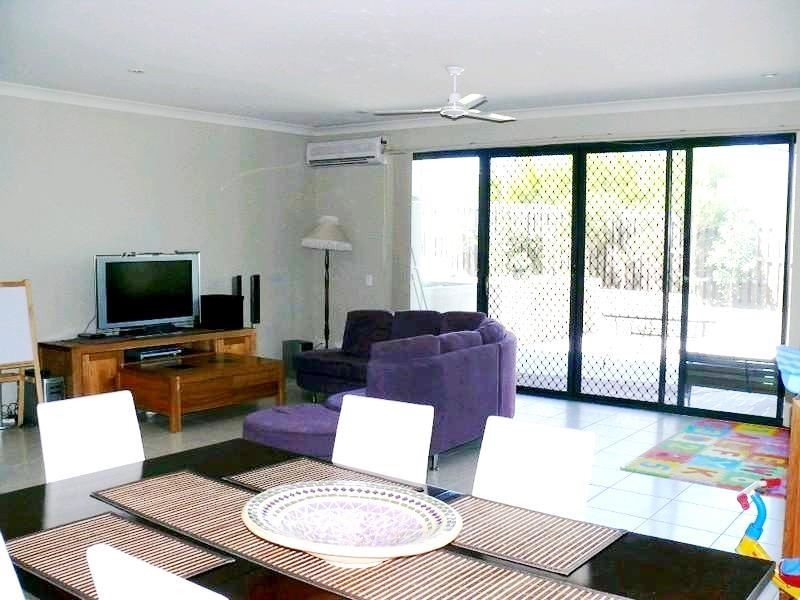 5 Cobb and Co, Oxenford QLD 4210