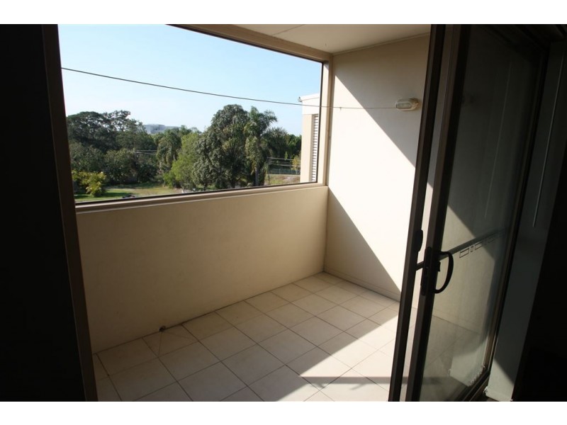 21/12-14 Hawthorne Street, Beenleigh QLD 4207