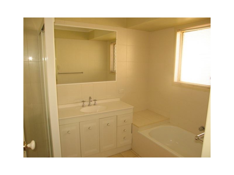 94 Teasdale Drv, Nerang QLD 4211