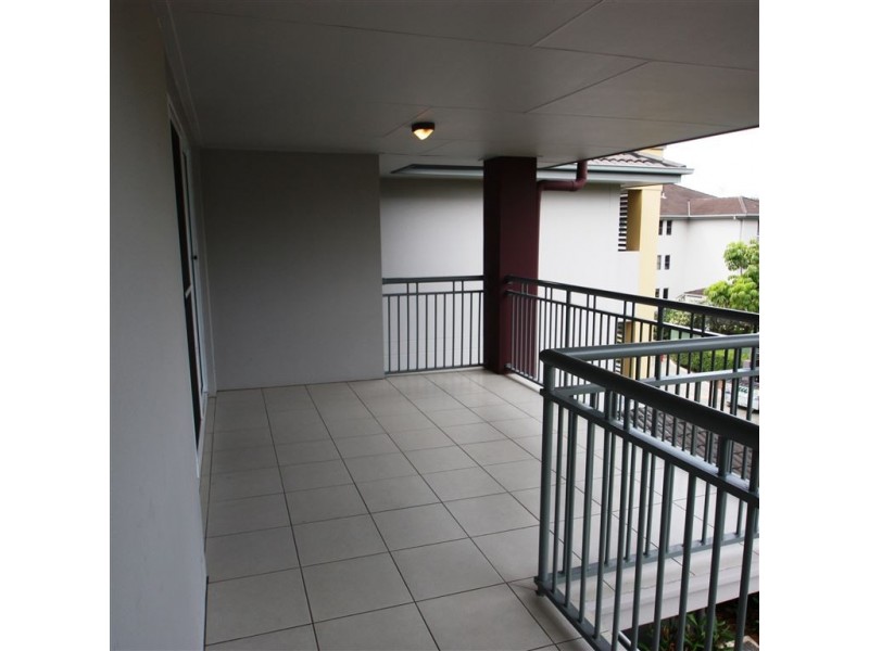 508 Clark St, Biggera Waters QLD 4216