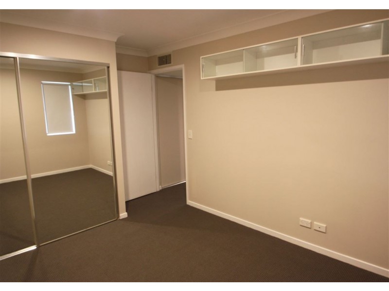 508 Clark St, Biggera Waters QLD 4216