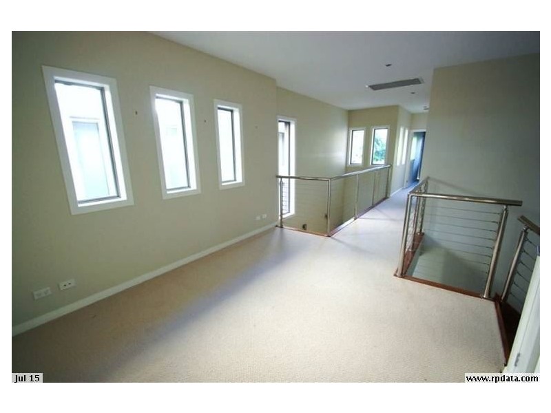 2243 Glengallon Way, Hope Island QLD 4212