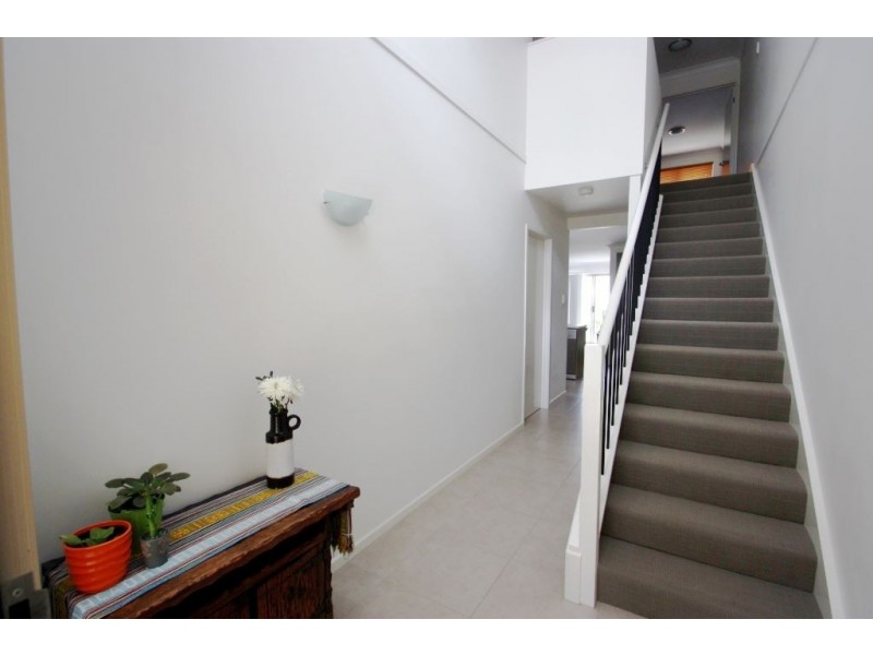 1/21 Lilly Pilly Drive, Coomera QLD 4209
