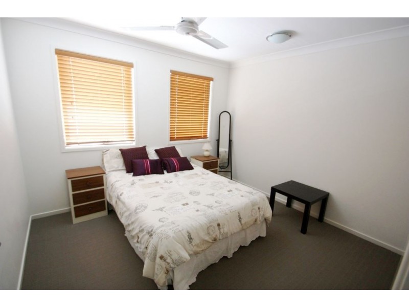 1/21 Lilly Pilly Drive, Coomera QLD 4209
