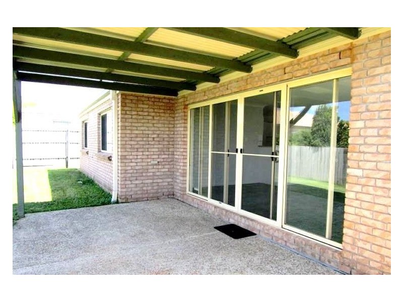 8 Nicola Way, Upper Coomera QLD 4209