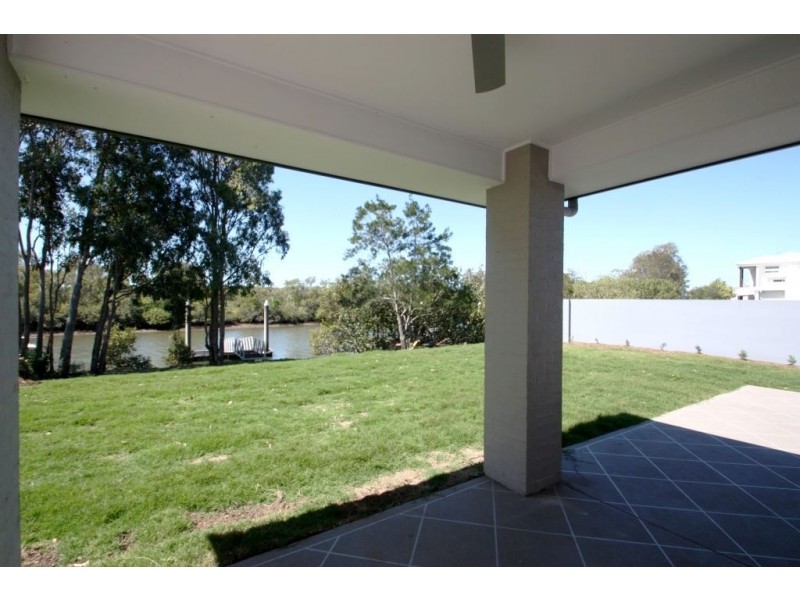 36 Serenity Boulevard, Helensvale QLD 4212
