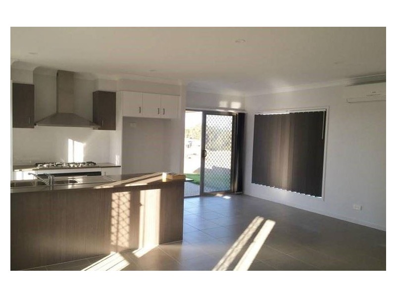 11 Palmerston Place (off Learning Street), Coomera QLD 4209