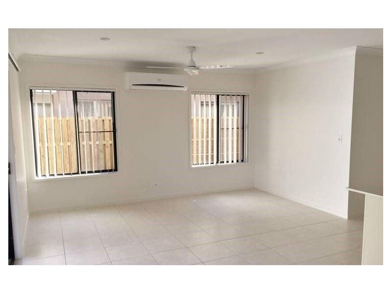 11 Palmerston Place (off Learning Street), Coomera QLD 4209