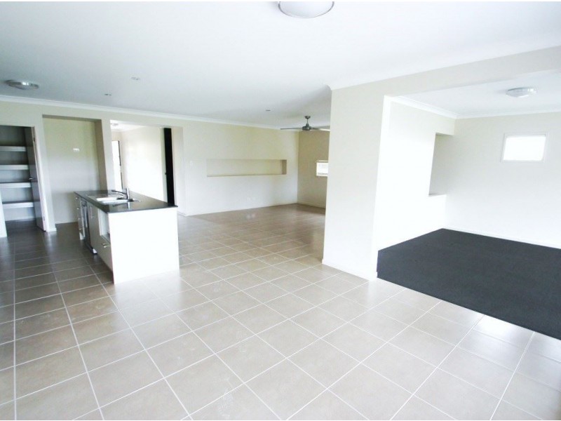 8 Marrinup Street, Upper Coomera QLD 4209