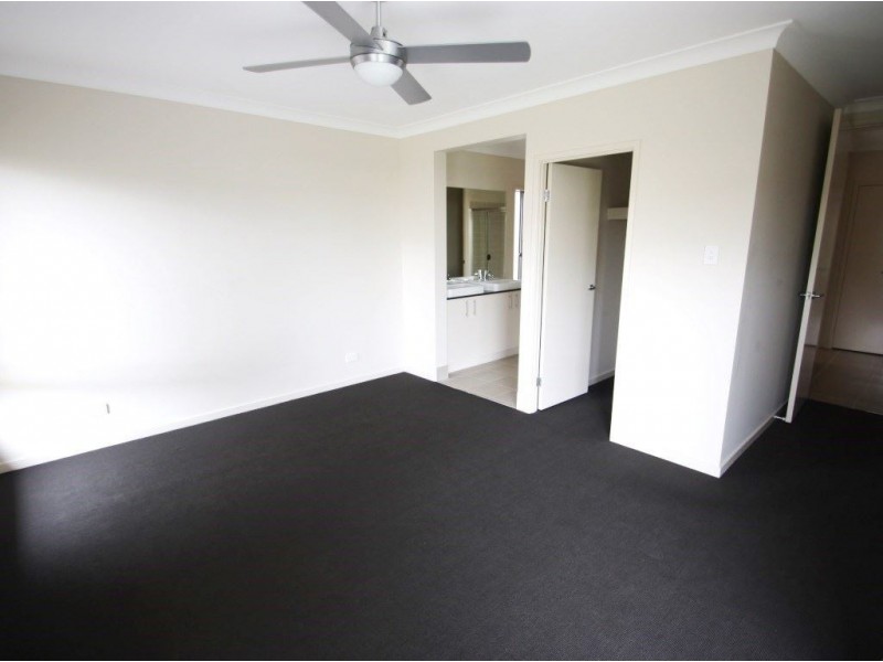 8 Marrinup Street, Upper Coomera QLD 4209