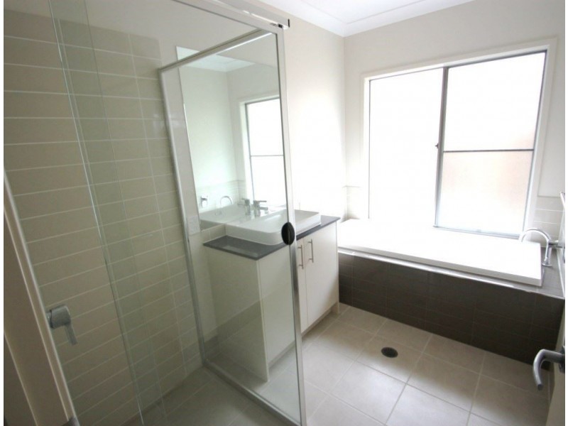 8 Marrinup Street, Upper Coomera QLD 4209