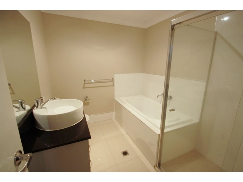 1/28 Arondel Circuit, Upper Coomera QLD 4209