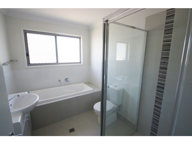 2/1 Hunter Street, Ormeau Hills QLD 4208