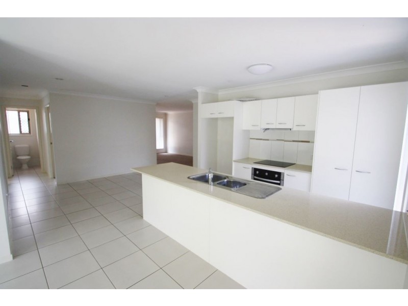 8 Elise ave, Coomera QLD 4209