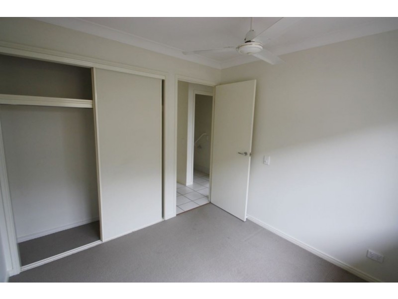 2/13 Bella Blvd, Pimpama QLD 4209