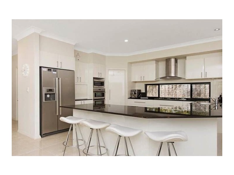 10 Kingtide Lane, Coomera Waters QLD 4209