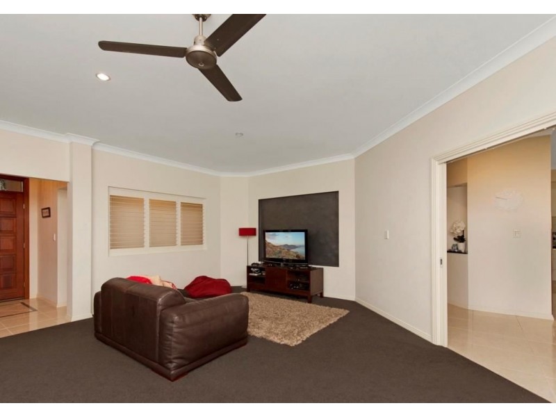 10 Kingtide Lane, Coomera Waters QLD 4209