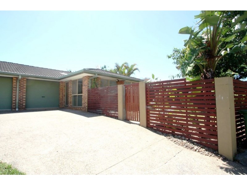 2/13 Napper Road, Arundel QLD 4214