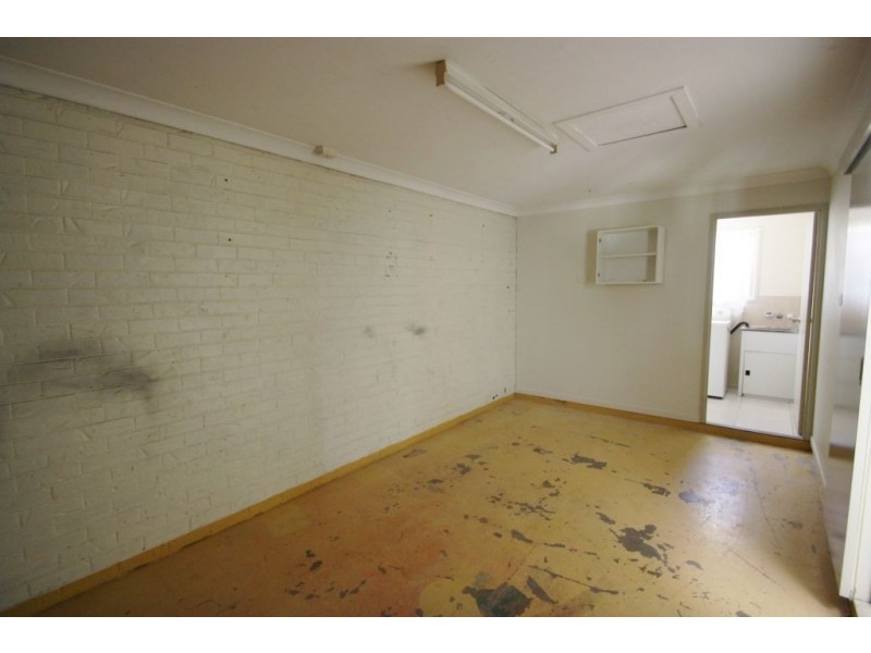 2/13 Napper Road, Arundel QLD 4214