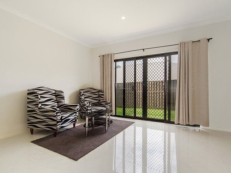 24 Greenview Drive, Upper Coomera QLD 4209
