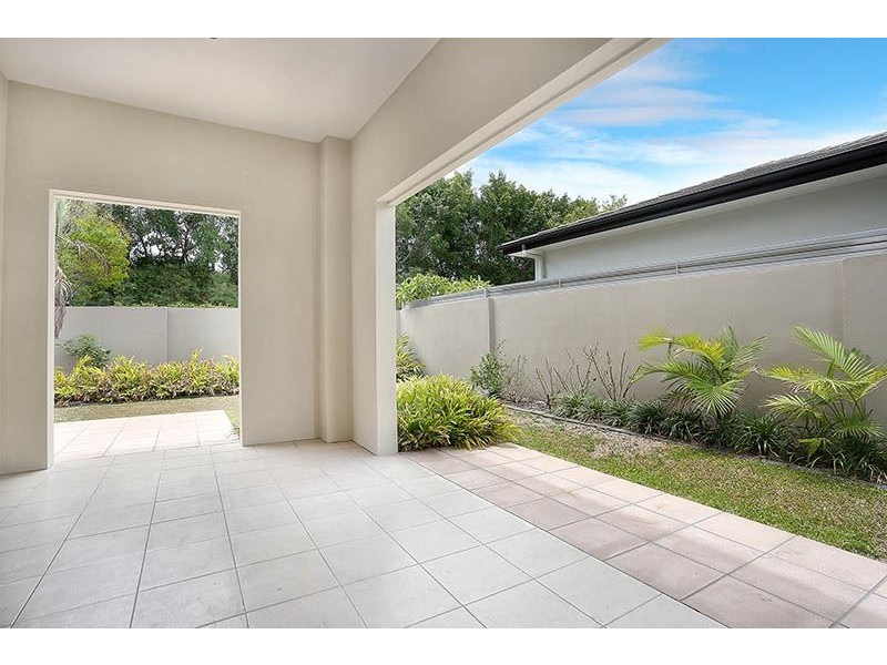 6126 Bolsena Circuit, Hope Island QLD 4212