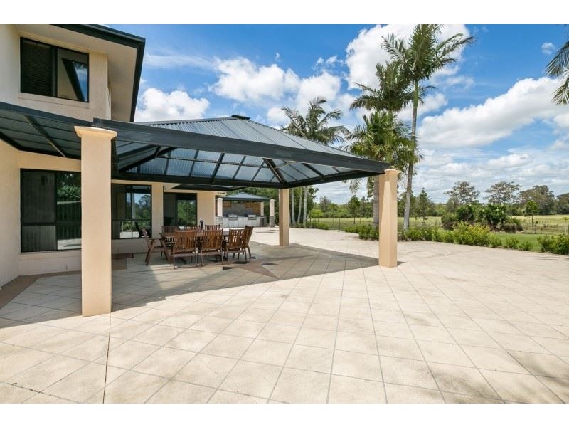 1 Bruckner Road, Stapylton QLD 4207