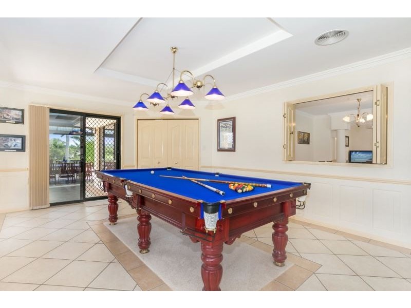 1 Bruckner Road, Stapylton QLD 4207