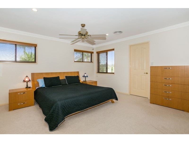 1 Bruckner Road, Stapylton QLD 4207