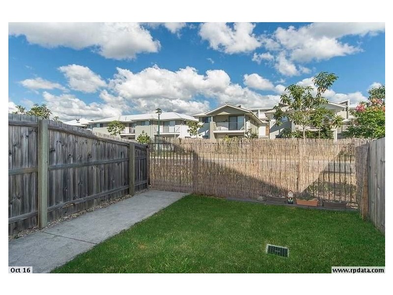 17/45 Christopher Street, Pimpama QLD 4209