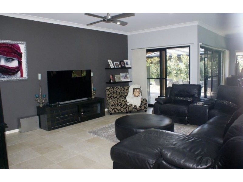 50 Treeline Circuit, Upper Coomera QLD 4209