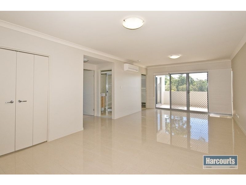 703 Hamilton Road, Chermside QLD 4032