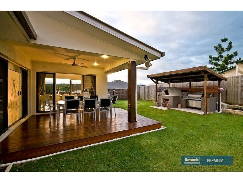 14 Elle Court, Cashmere QLD 4500