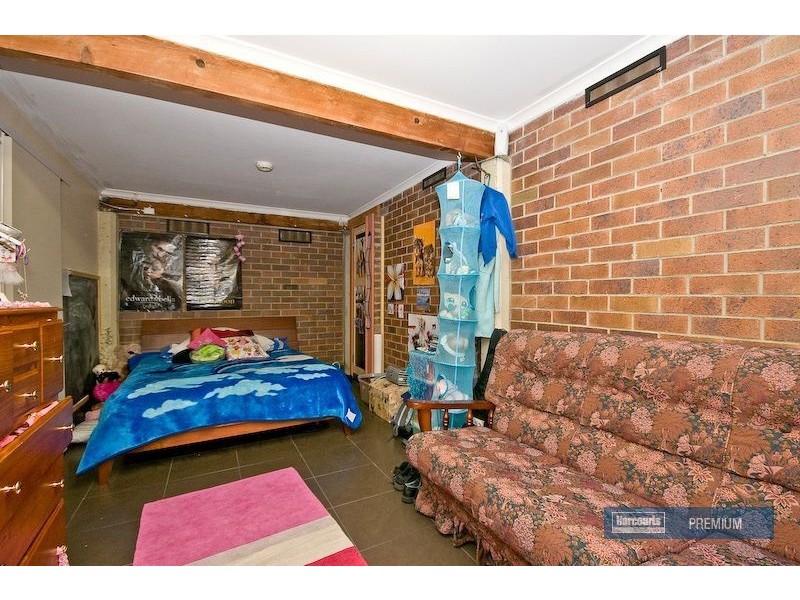 33 Strathford Avenue, Albany Creek QLD 4035