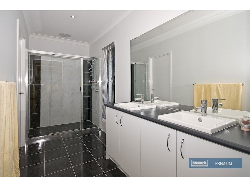 33 Raynbird Place, Carseldine QLD 4034