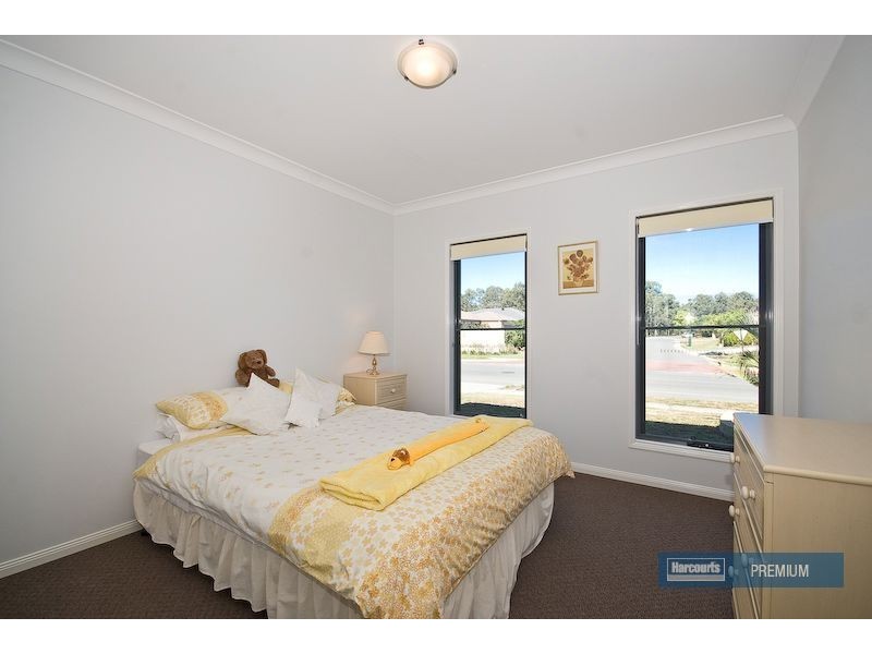 33 Raynbird Place, Carseldine QLD 4034
