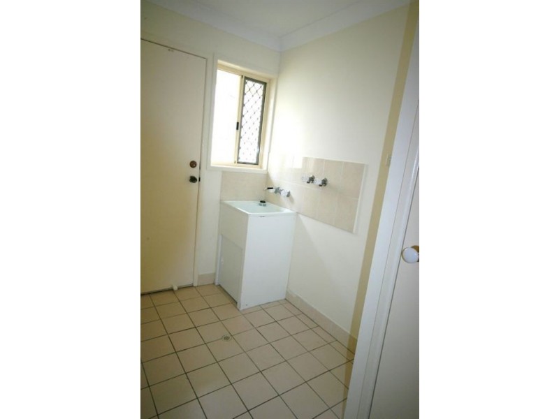 16 Queen Elizabeth Drive, Eatons Hill QLD 4037