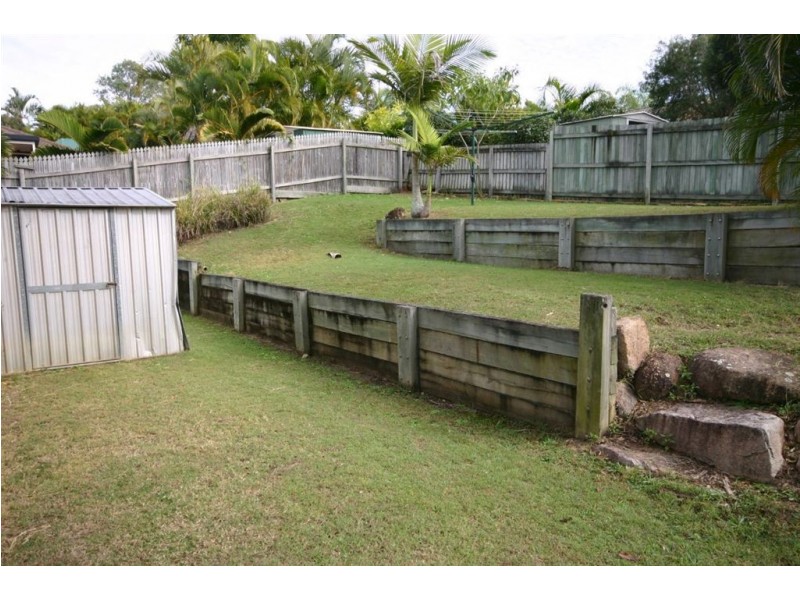 16 Queen Elizabeth Drive, Eatons Hill QLD 4037