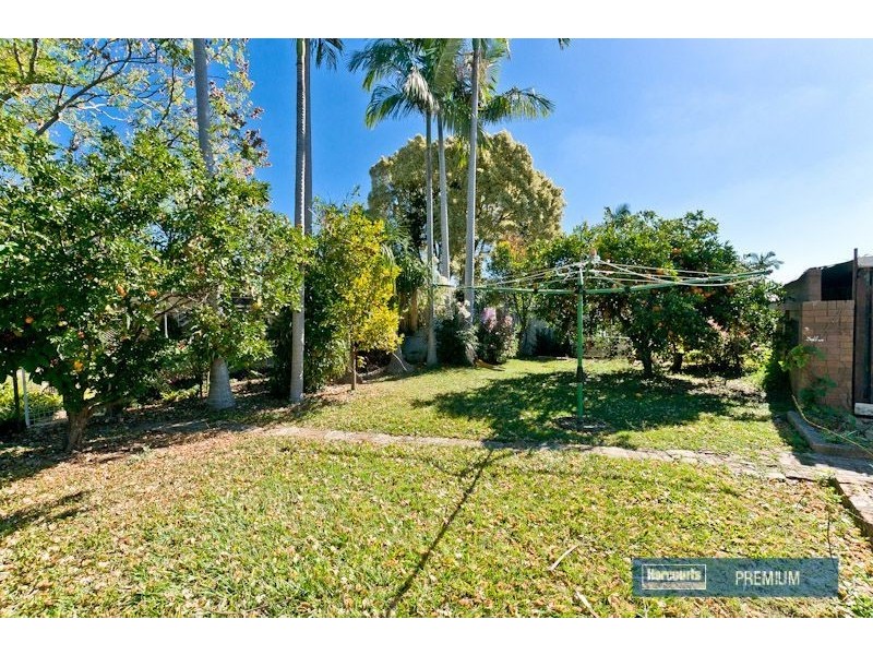 33 Symphony Avenue, Strathpine QLD 4500