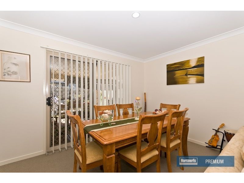 9 Elle Court, Cashmere QLD 4500