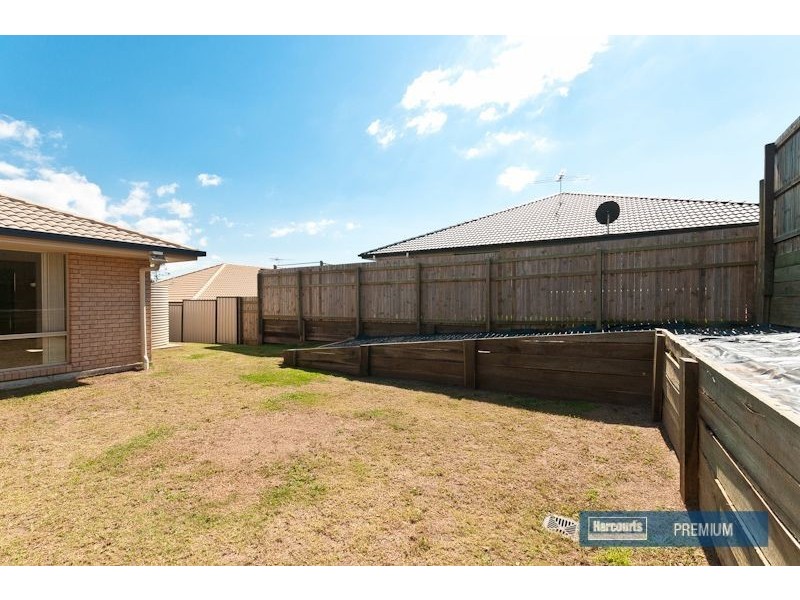 9 Elle Court, Cashmere QLD 4500