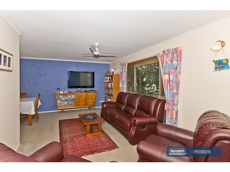 2 Elwood Court, Eatons Hill QLD 4037