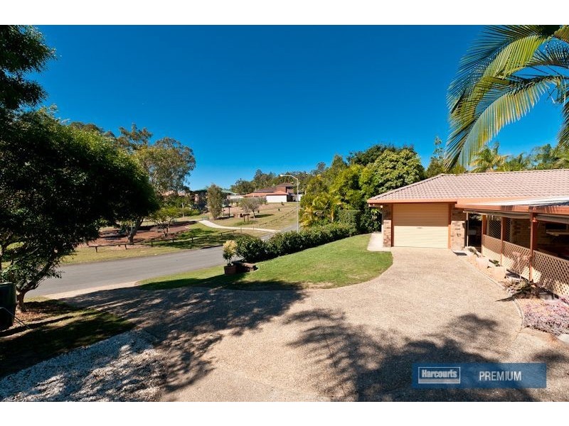 2 Elwood Court, Eatons Hill QLD 4037