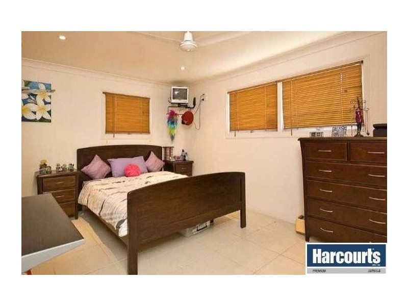 21 Mirragin Street, Chermside West QLD 4032