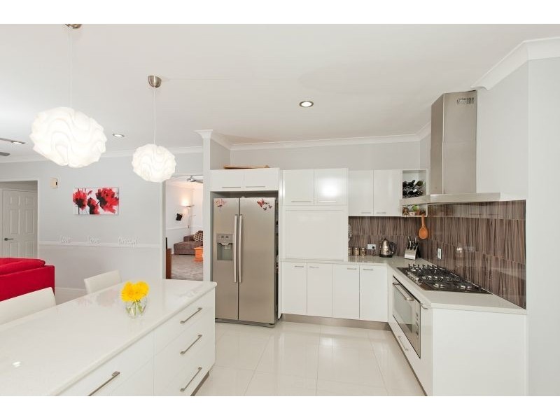 17 Forest Court, Albany Creek QLD 4035