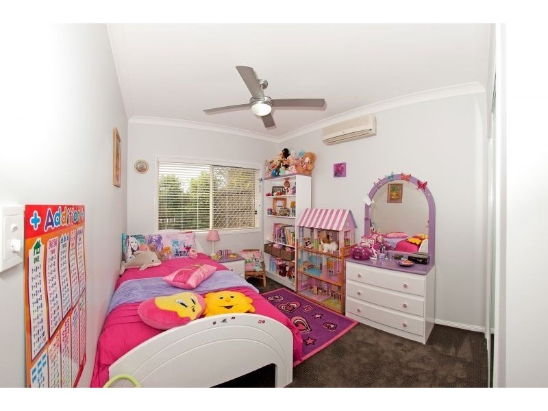 17 Forest Court, Albany Creek QLD 4035