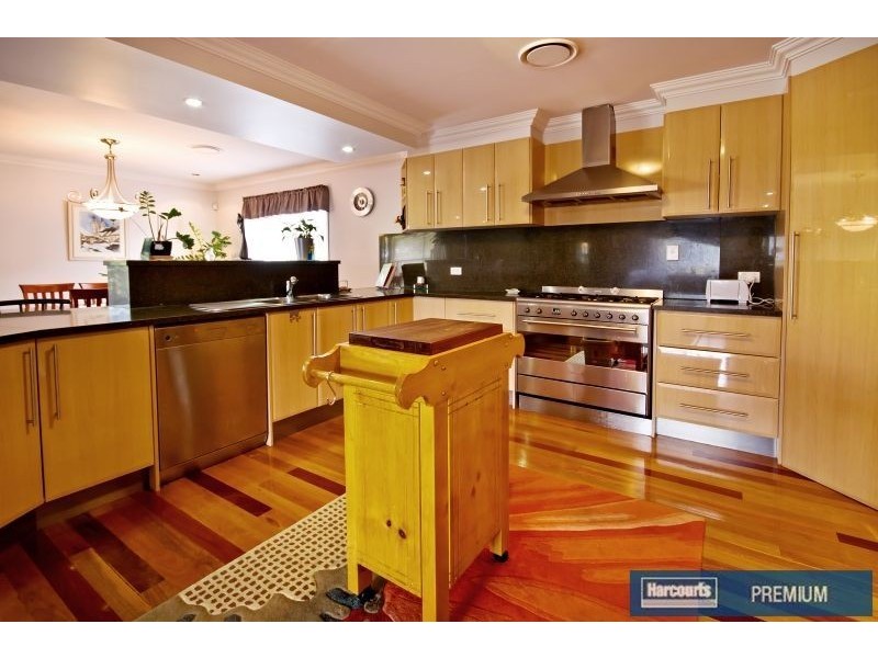4 Ferguson Street, Albany Creek QLD 4035