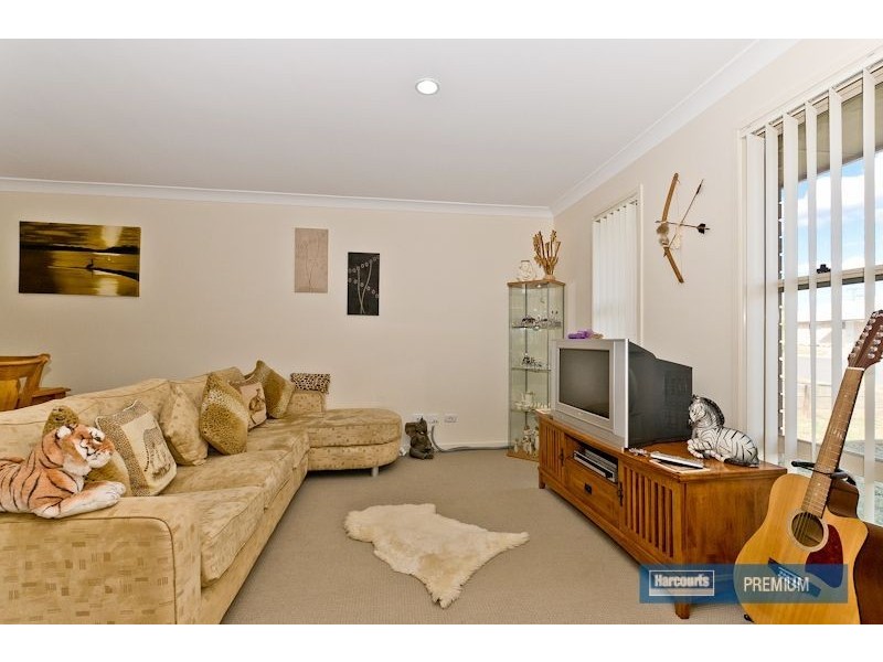 9 Elle Court, Cashmere QLD 4500