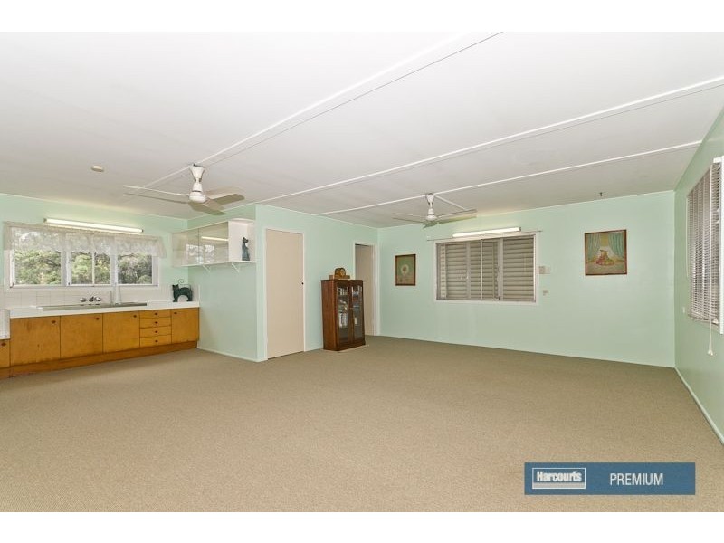 8 Trafford Street, Chermside West QLD 4032