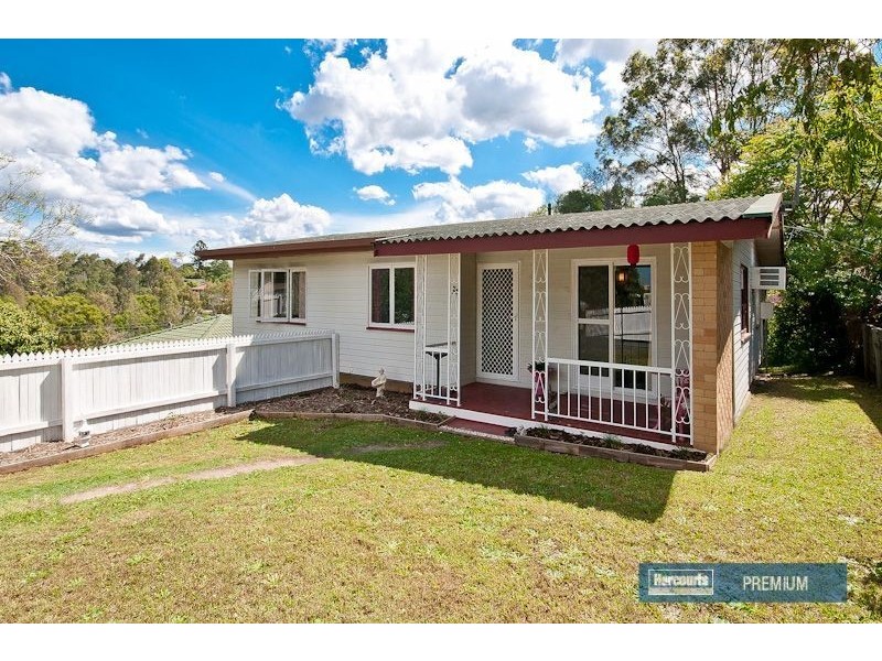 8 Rossett Street, Chermside West QLD 4032